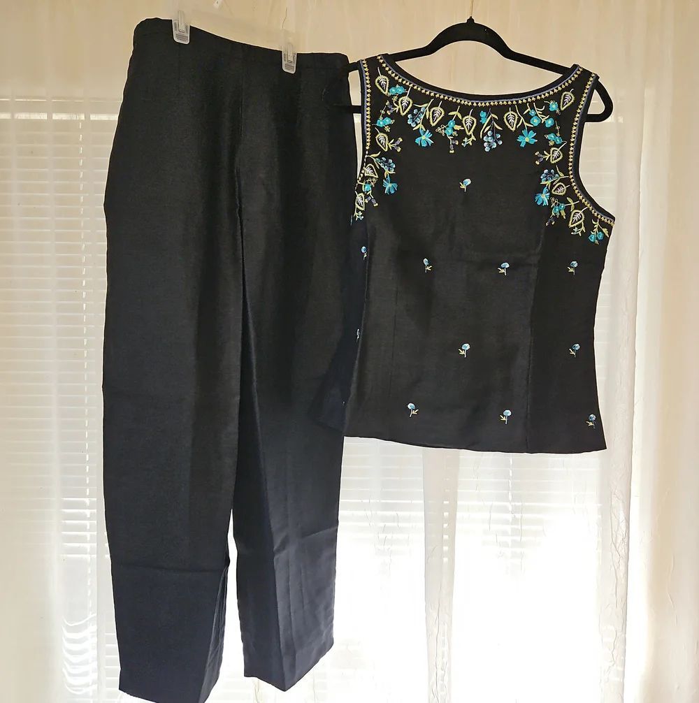 Coldwater Creek Black Embroidered Sleeveless Top & Pants Set